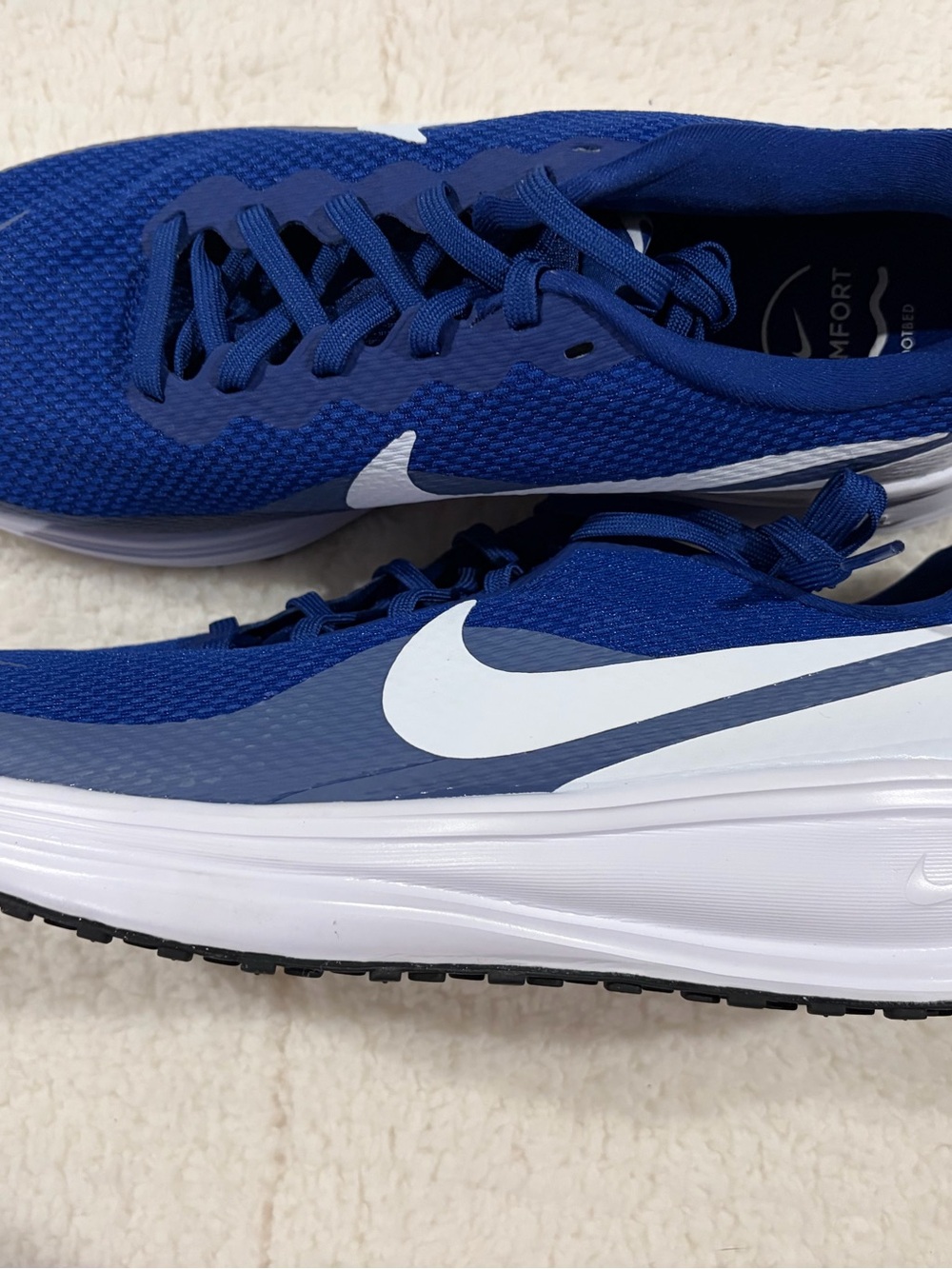 Nike Men's Royal Blue Running Shoes with White Swoosh
